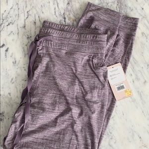 NWT Danksin joggers 😍
